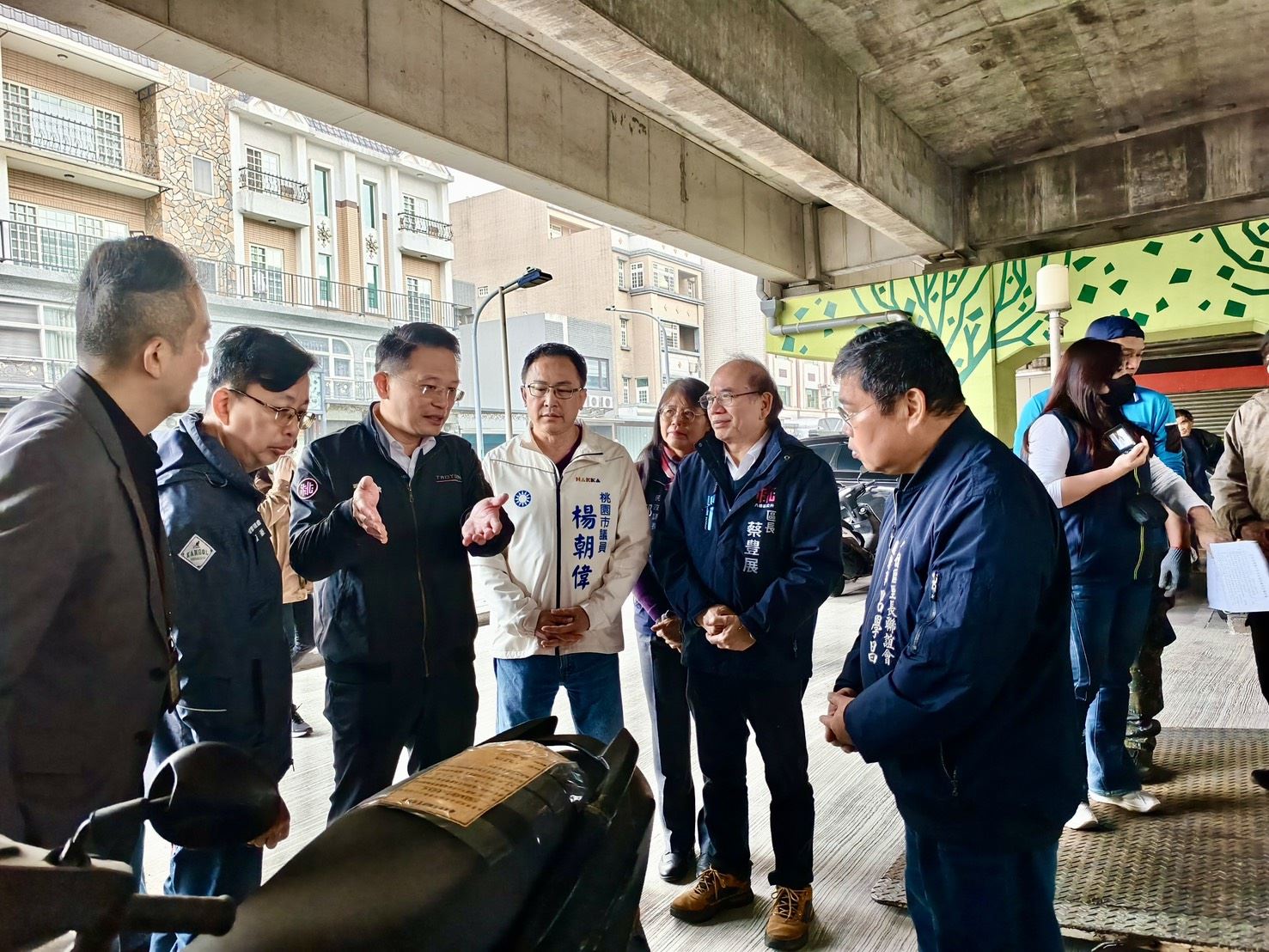 排除廢車占公有地 (1).jpg